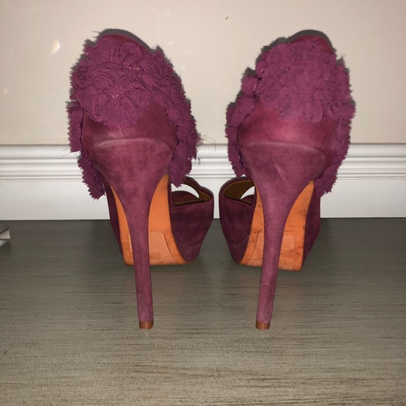 Stunning platform heels - Picture 4 of 5